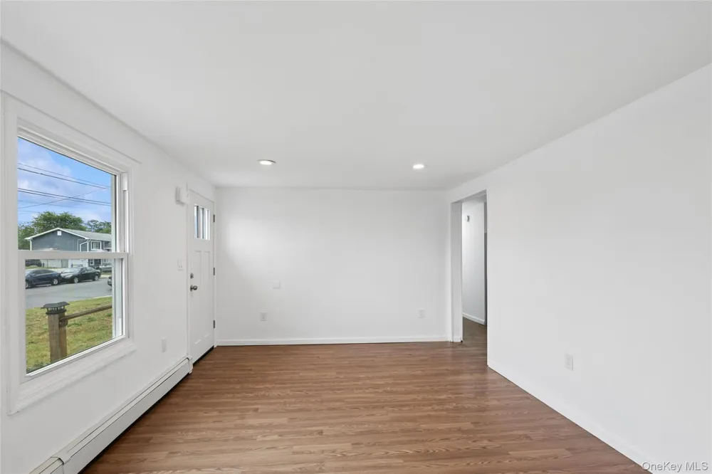 16 Arlington Avenue Wyandanch, NY 11798