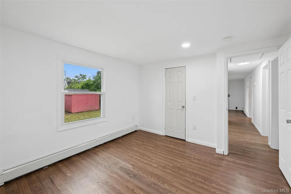 16 Arlington Avenue Wyandanch, NY 11798