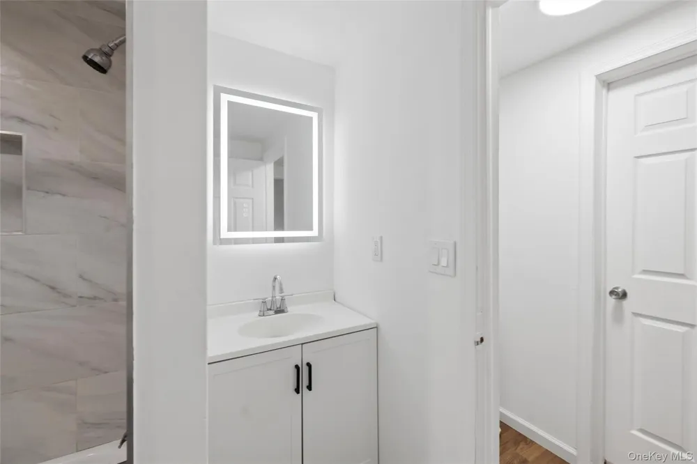 16 Arlington Avenue Wyandanch, NY 11798