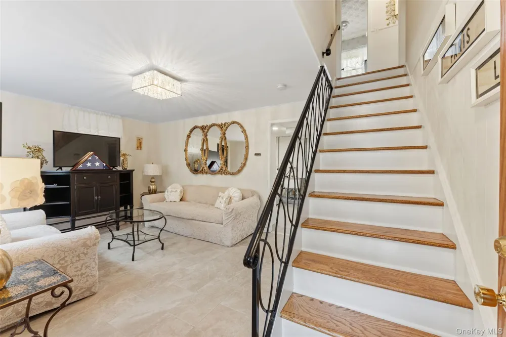 162 Midland Avenue Yonkers, NY 10705