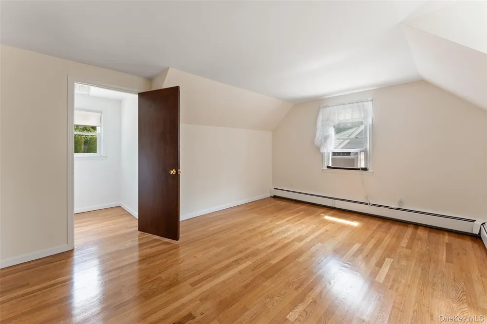 162 Midland Avenue Yonkers, NY 10705