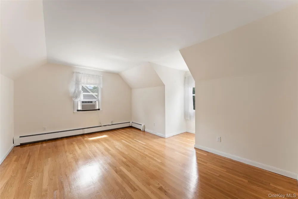 162 Midland Avenue Yonkers, NY 10705