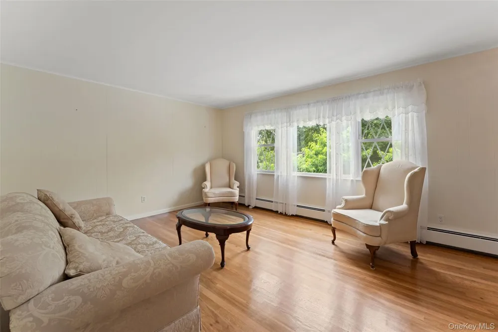 162 Midland Avenue Yonkers, NY 10705
