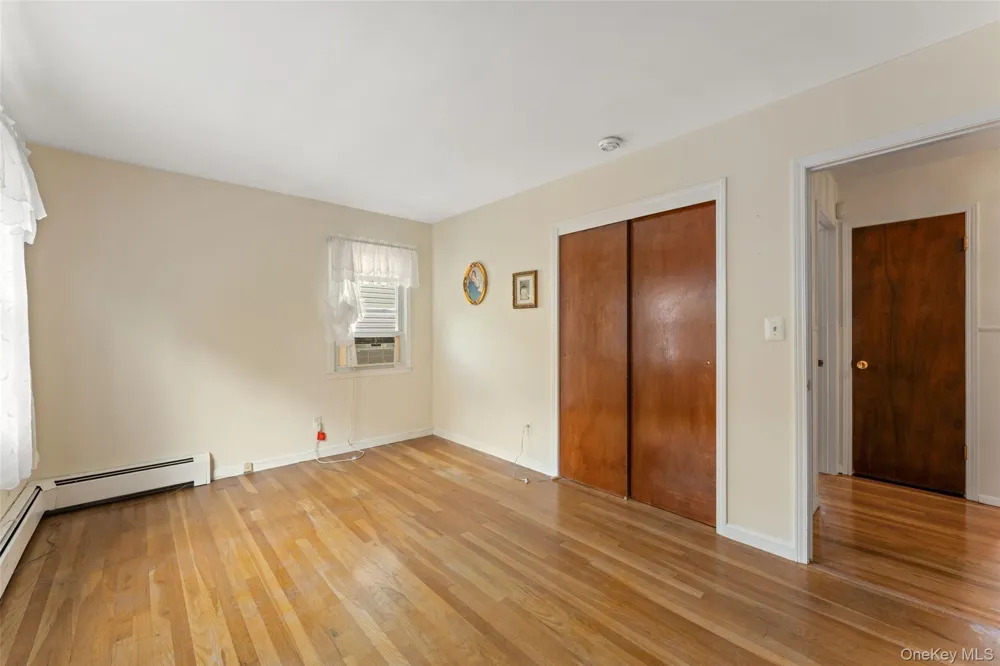 162 Midland Avenue Yonkers, NY 10705