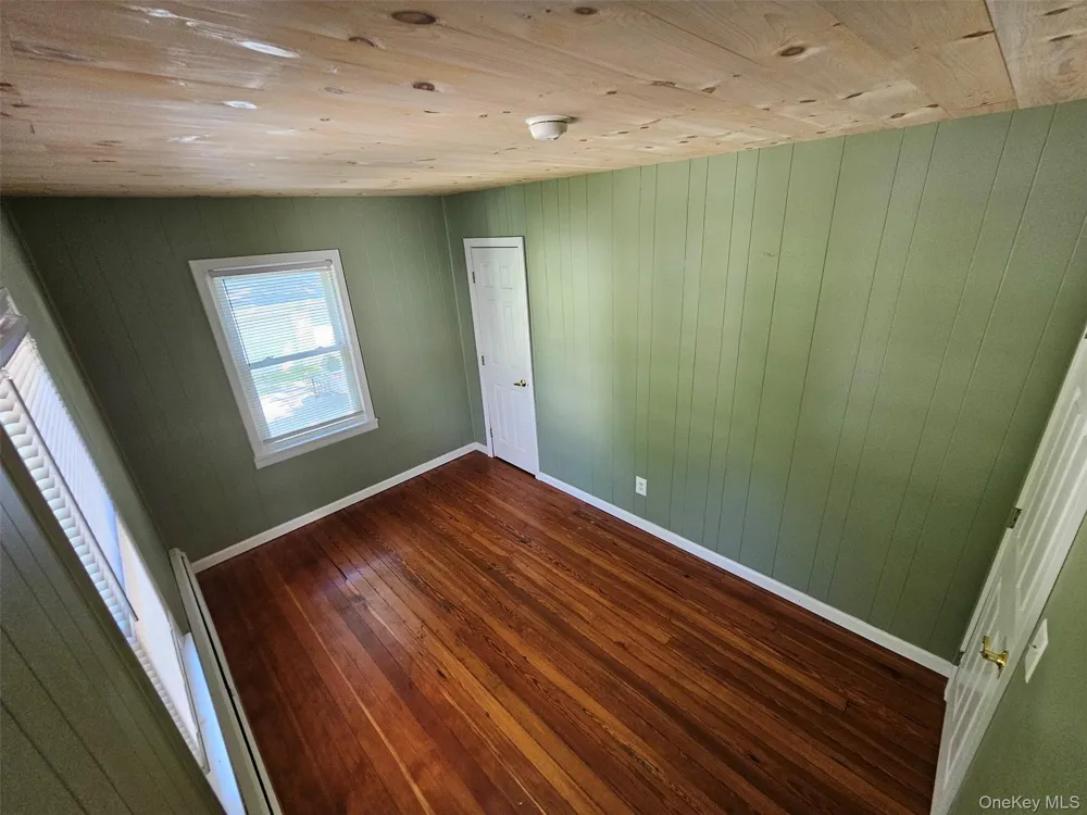 3 White Street Highland, NY 12528