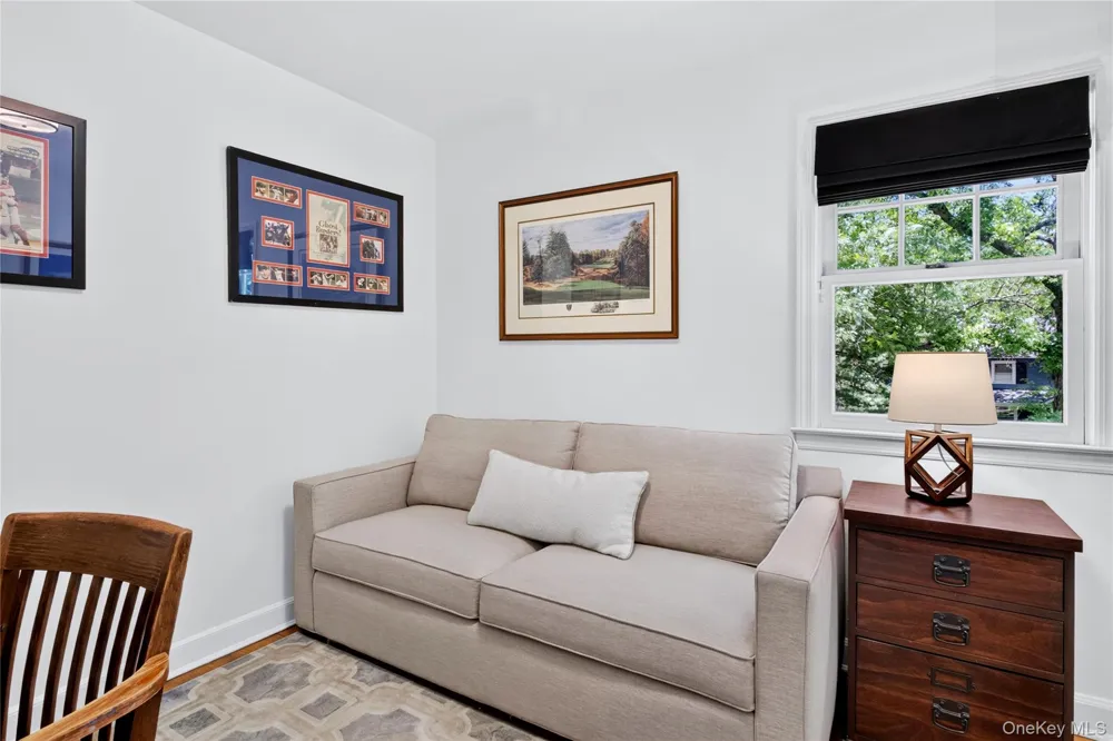 77 Brookside Drive Manhasset, NY 11030