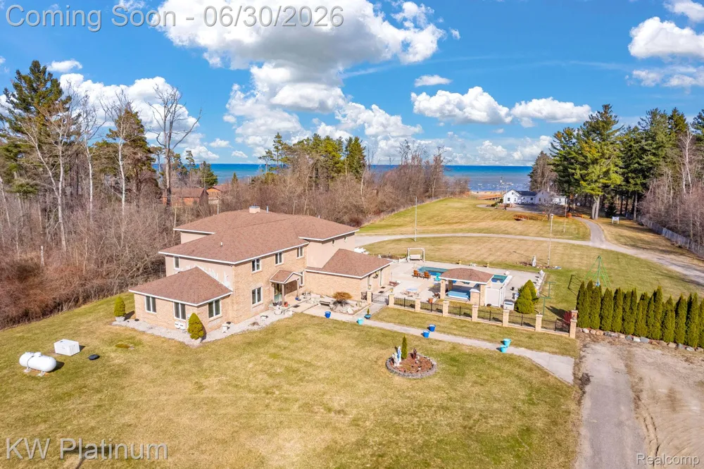 2235 S Lakeshore Road Sand Beach Township, MI 48441