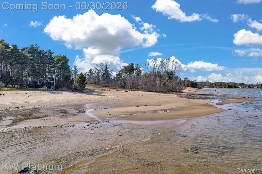 2235 S Lakeshore Road Sand Beach Township, MI 48441