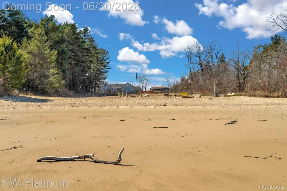 2235 S Lakeshore Road Sand Beach Township, MI 48441