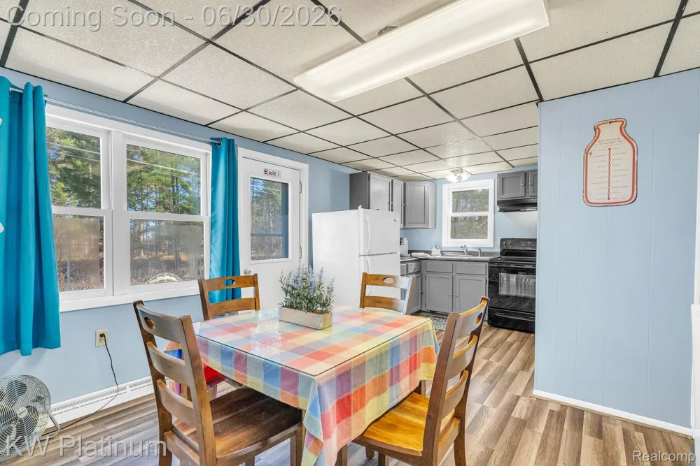 2235 S Lakeshore Road Sand Beach Township, MI 48441
