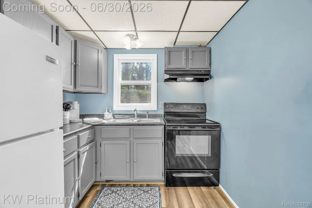2235 S Lakeshore Road Sand Beach Township, MI 48441