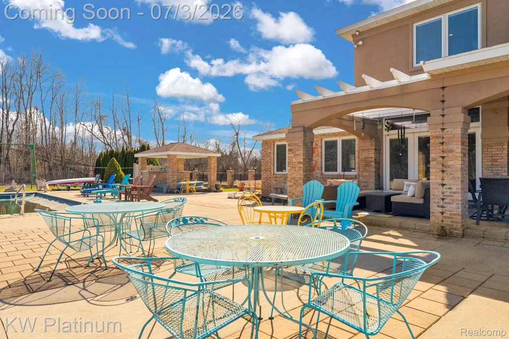 2235 S Lakeshore Road Sand Beach Township, MI 48441