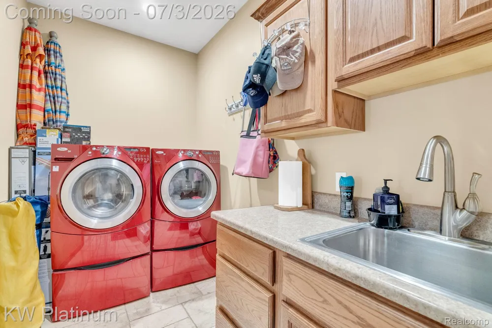 2235 S Lakeshore Road Sand Beach Township, MI 48441