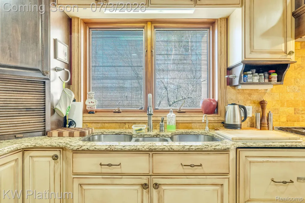 2235 S Lakeshore Road Sand Beach Township, MI 48441
