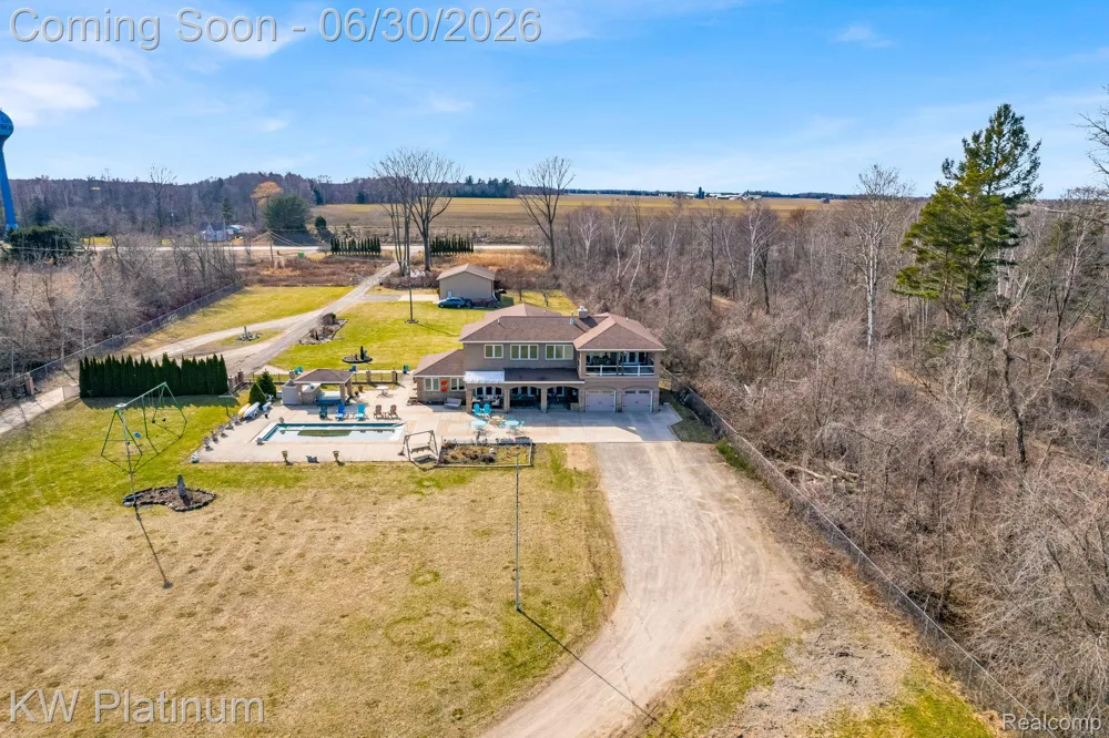 2235 S Lakeshore Road Sand Beach Township, MI 48441