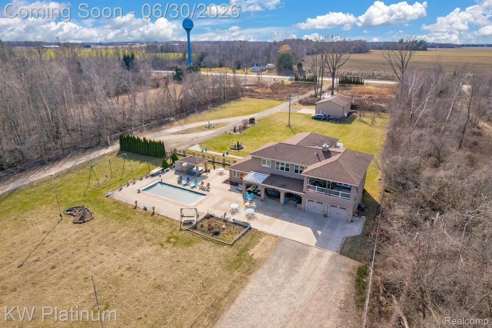 2235 S Lakeshore Road Sand Beach Township, MI 48441