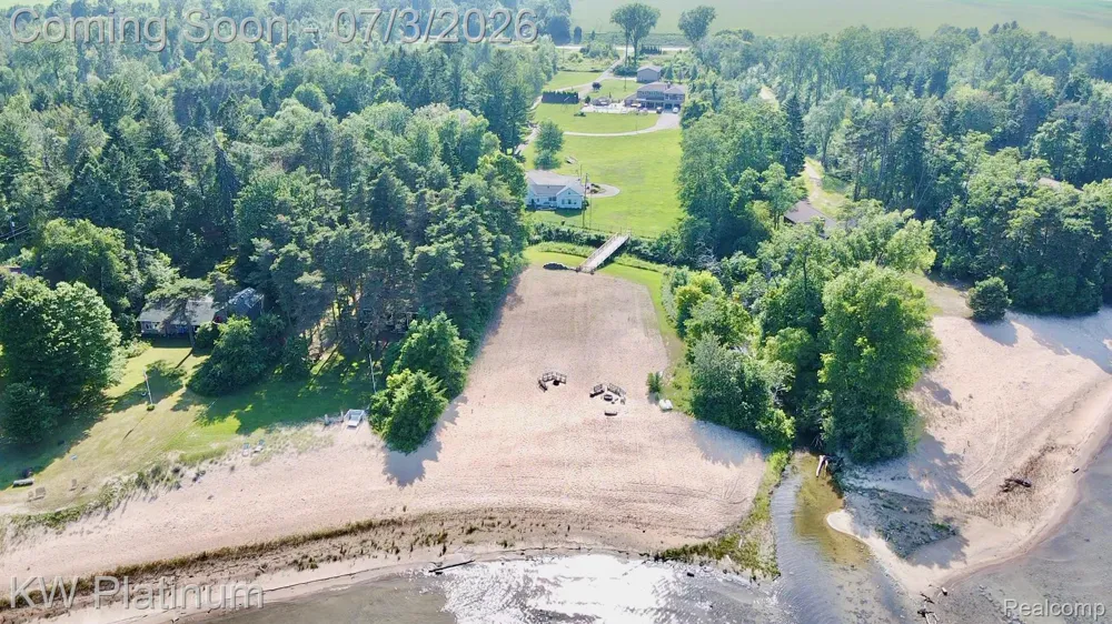 2235 S Lakeshore Road Sand Beach Township, MI 48441