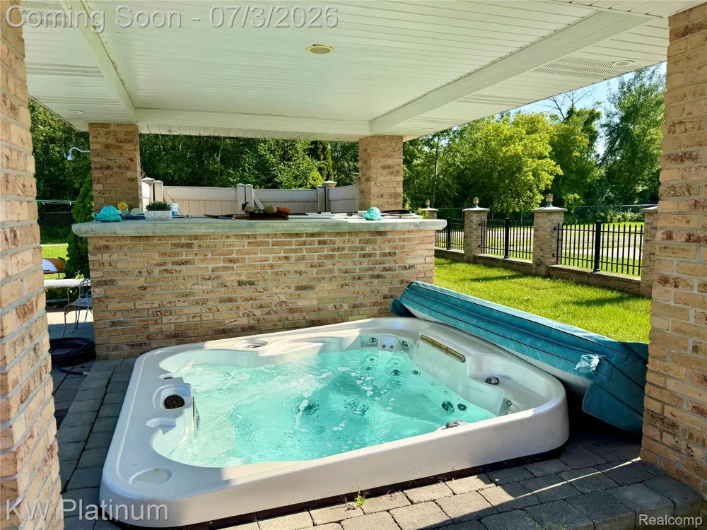 2235 S Lakeshore Road Sand Beach Township, MI 48441