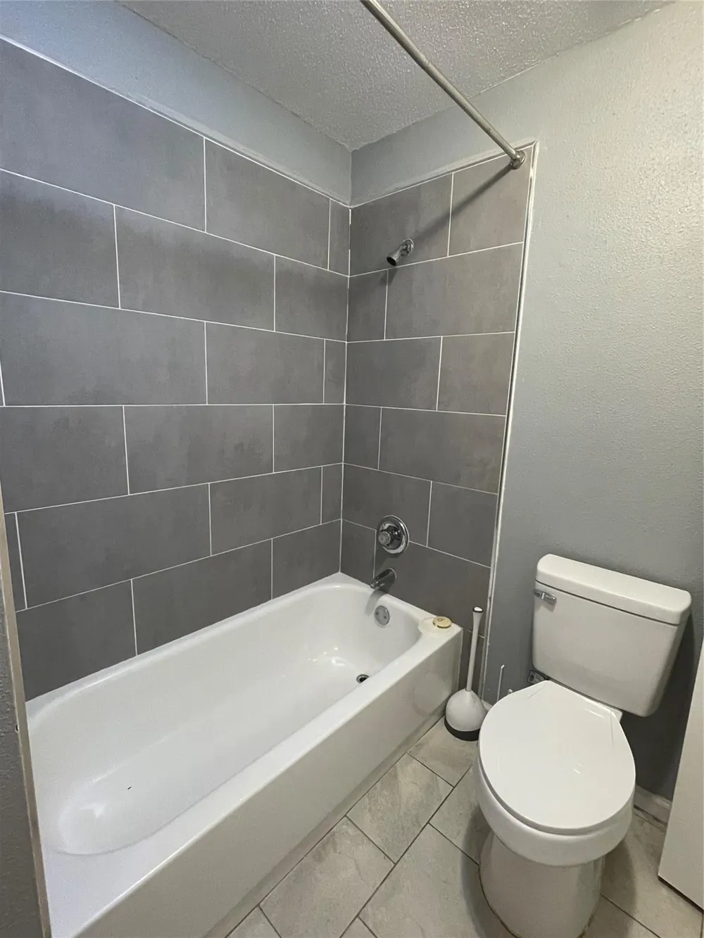 18519 Egret Bay Boulevard #1502 Webster, TX 77058