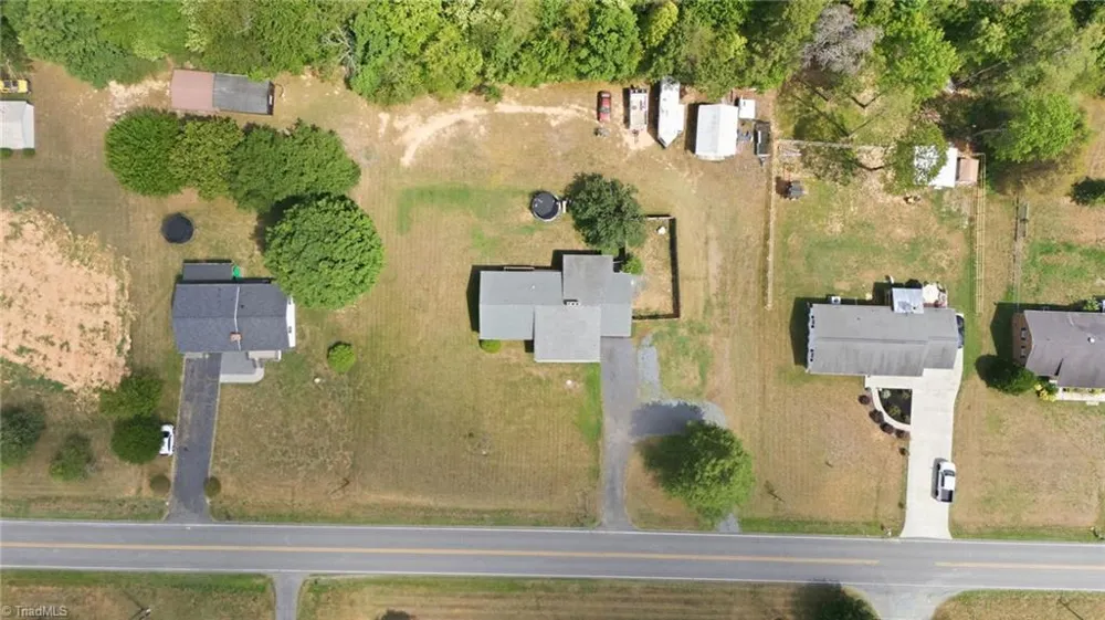 6135 Stanleyville Drive Rural Hall, NC 27045