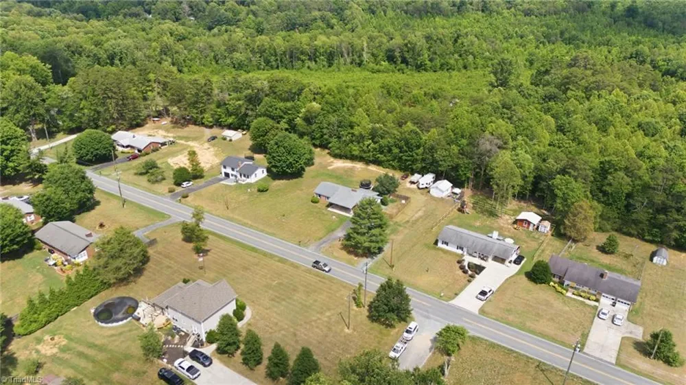 6135 Stanleyville Drive Rural Hall, NC 27045