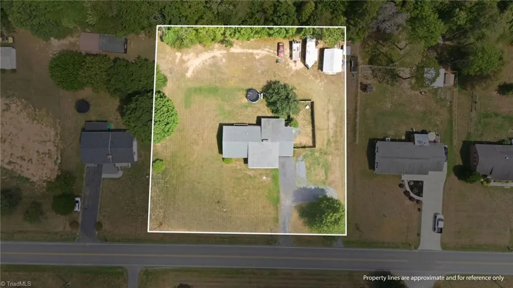 6135 Stanleyville Drive Rural Hall, NC 27045