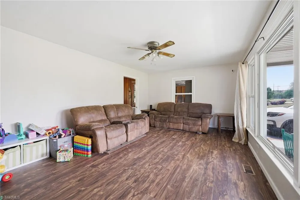 6135 Stanleyville Drive Rural Hall, NC 27045
