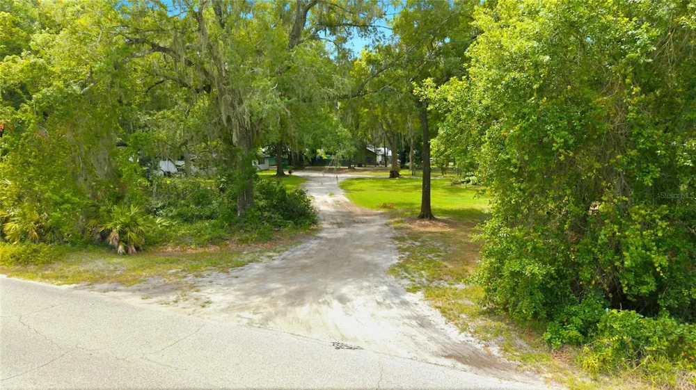 1444 CHESAPEAKE DRIVE Odessa, FL 33556