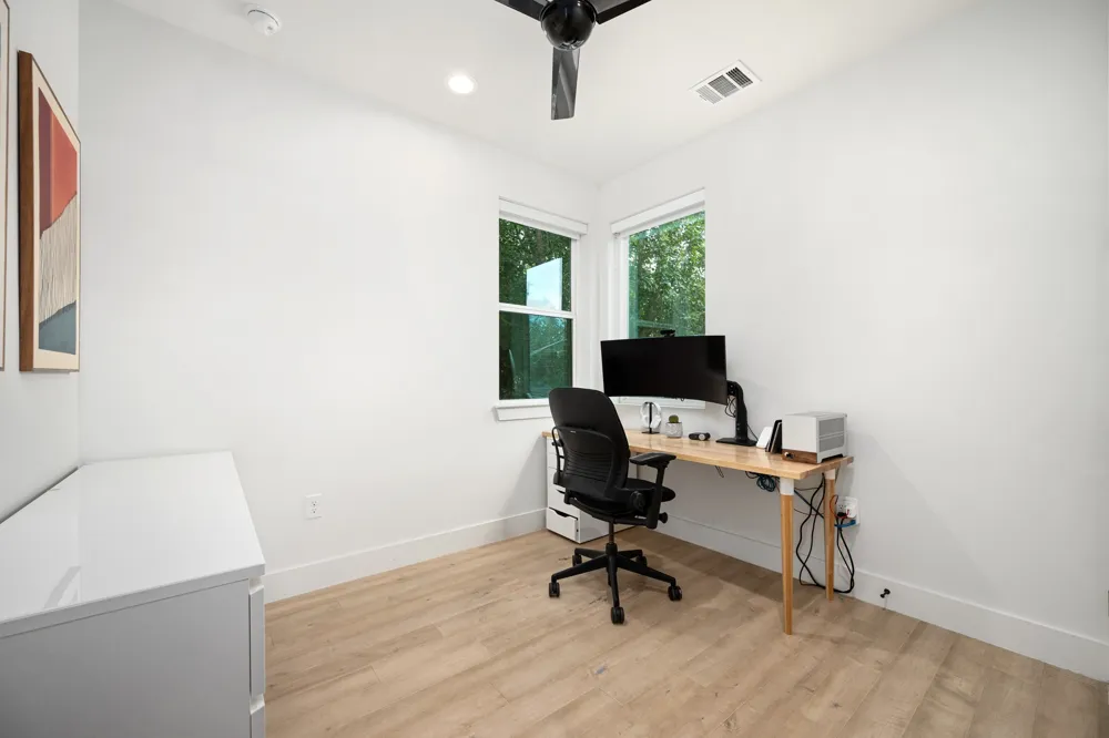 2605 S 2nd Street #2 Austin, TX 78704