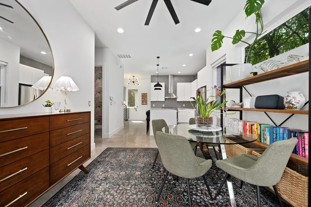 2605 S 2nd Street #2 Austin, TX 78704