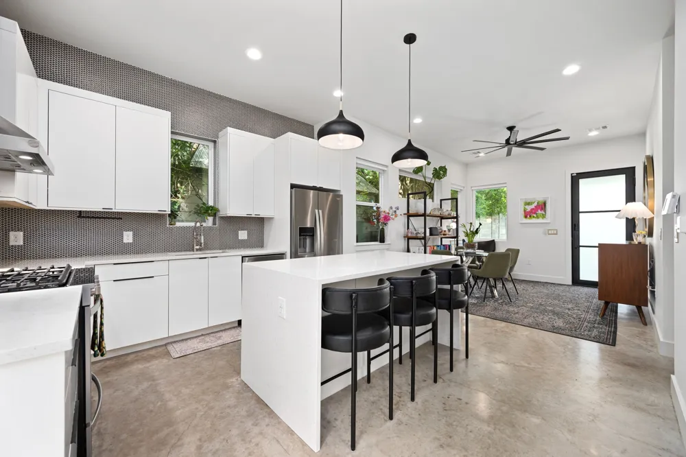 2605 S 2nd Street #2 Austin, TX 78704