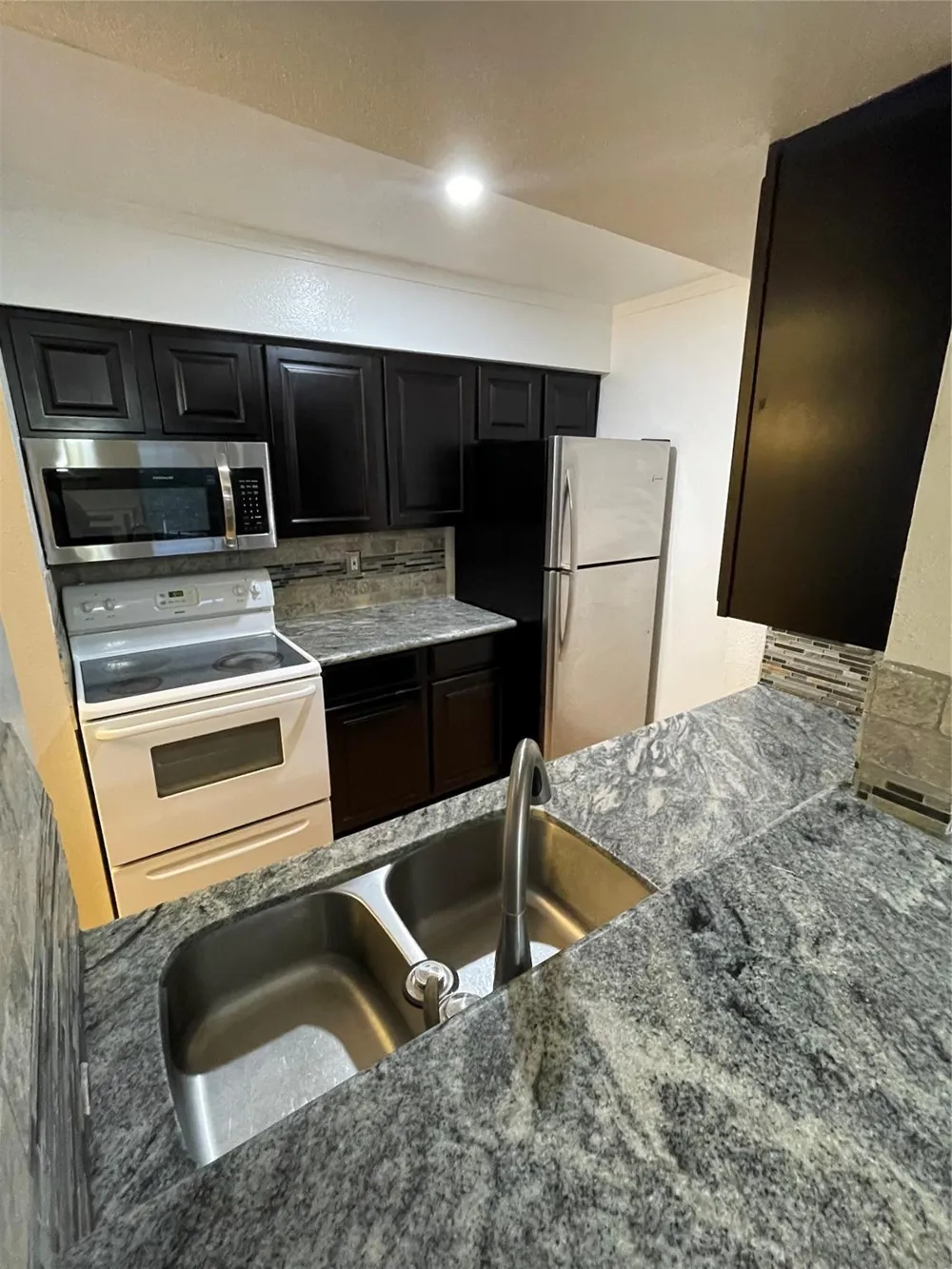 18519 Egret Bay Boulevard #1502 Webster, TX 77058