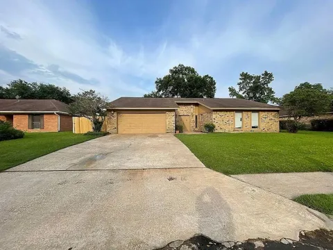 1070 Shakespeare Drive
