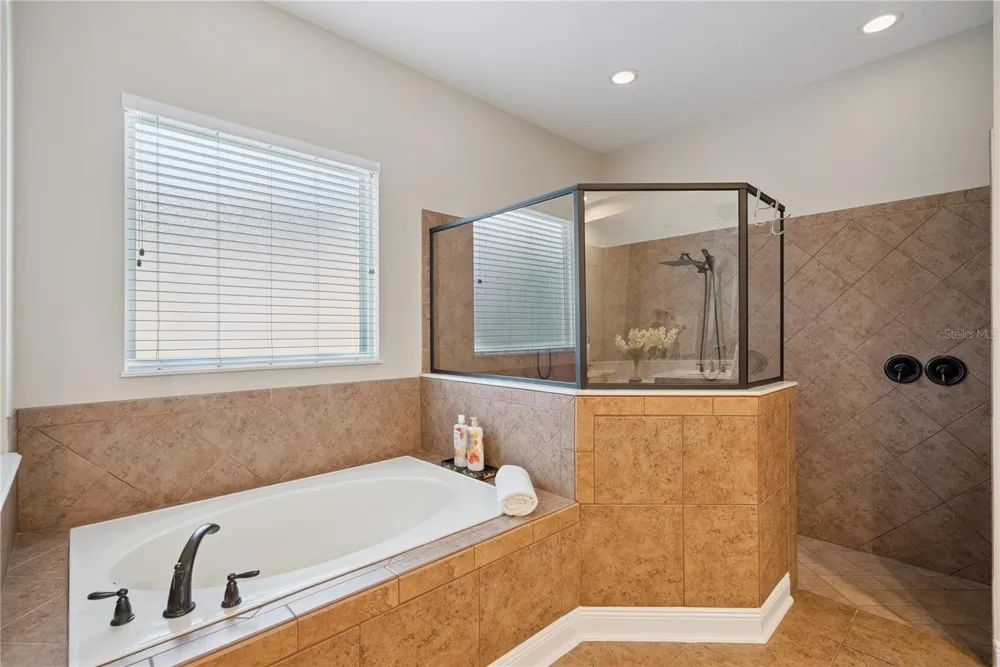 3600 SIMONTON PLACE Lake Mary, FL 32746