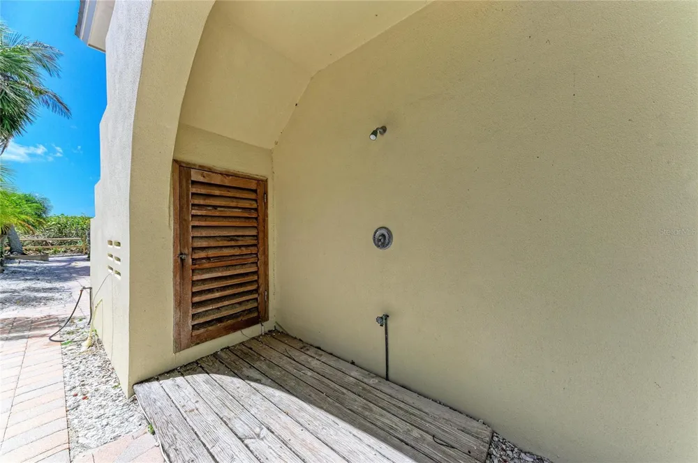101 PALM AVENUE #3 Anna Maria, FL 34216