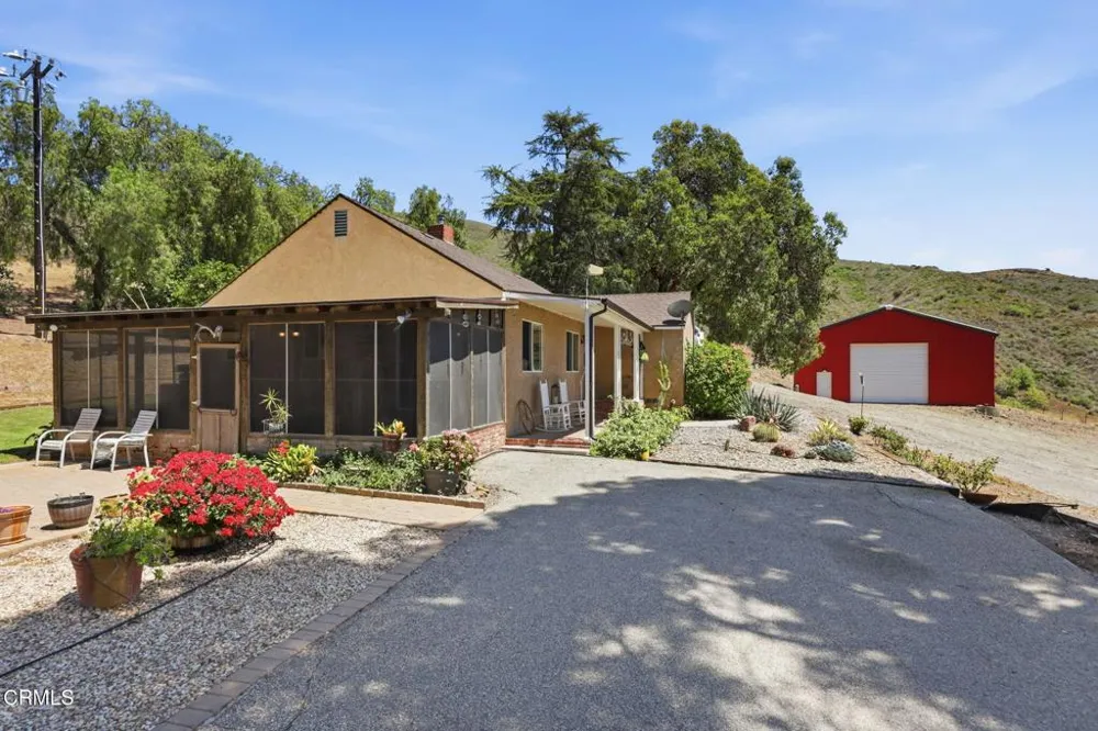 16840 Anlauf Road Santa Paula, CA 93060