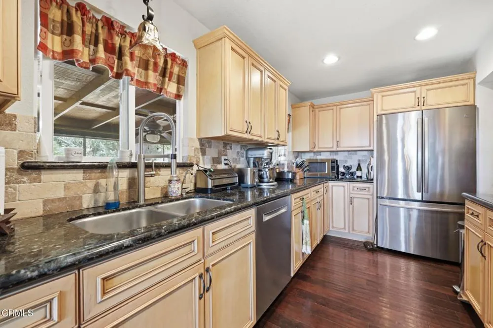 16840 Anlauf Road Santa Paula, CA 93060