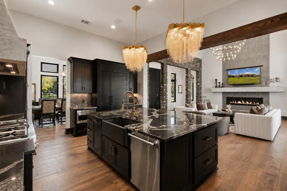 19204 Secretariat Place Spicewood, TX 78669