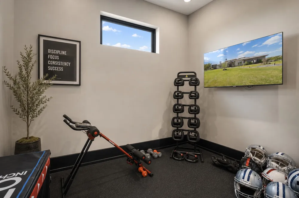 19204 Secretariat Place Spicewood, TX 78669