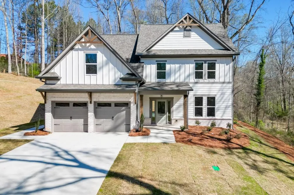 1003 Lakeview Commerce, GA 30529