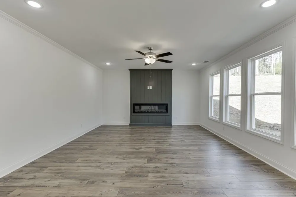 1003 Lakeview Commerce, GA 30529
