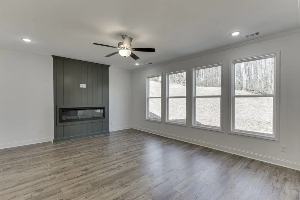 1003 Lakeview Commerce, GA 30529