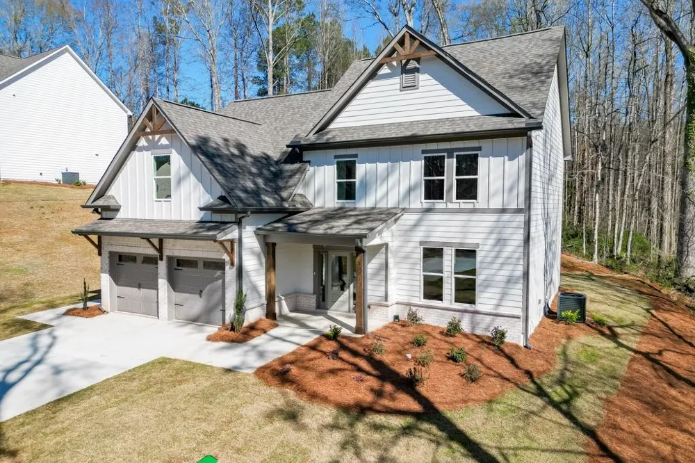 1003 Lakeview Commerce, GA 30529