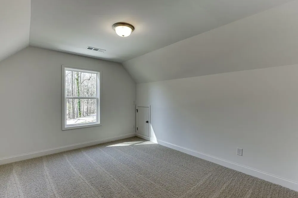 1003 Lakeview Commerce, GA 30529