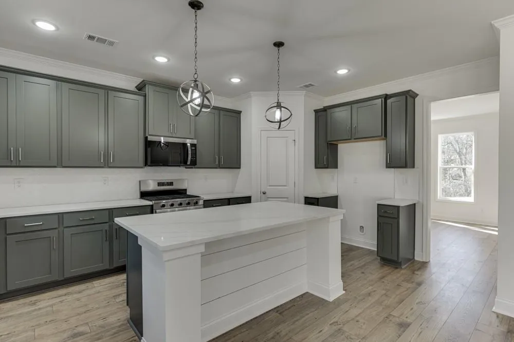 1003 Lakeview Commerce, GA 30529