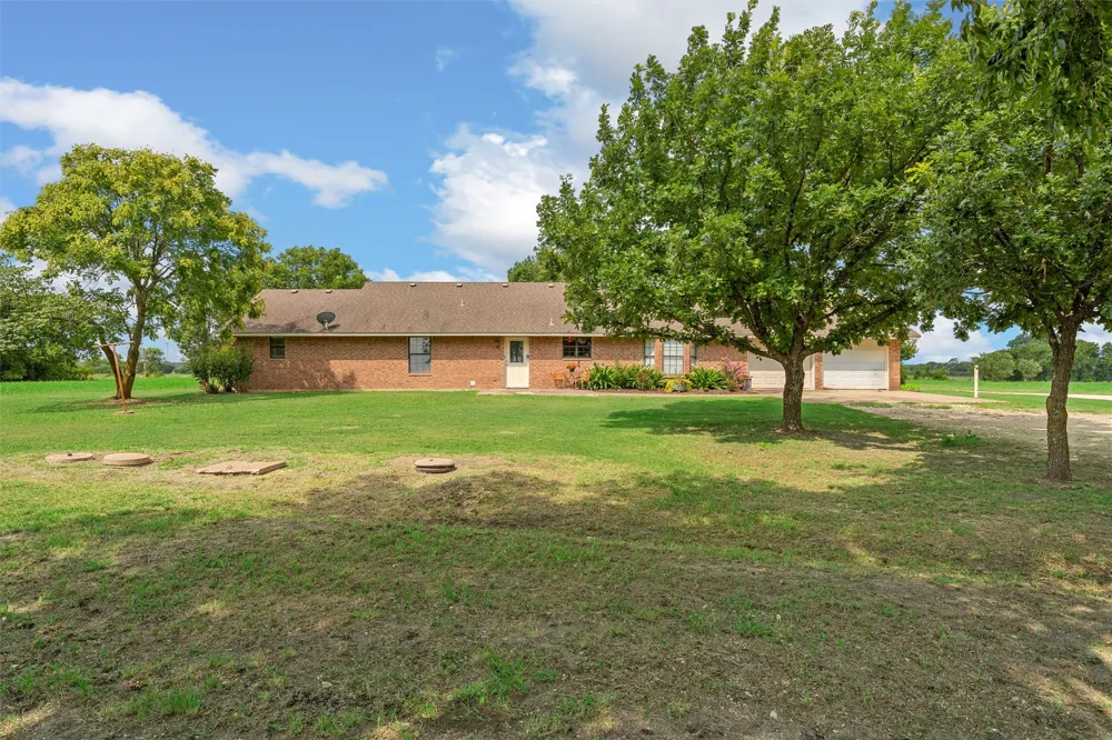 4381 County Line Parkway Mart, TX 76664
