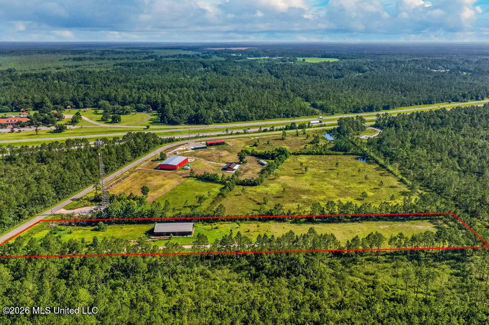 10540 Old Stage Road Moss Point, MS 39562
