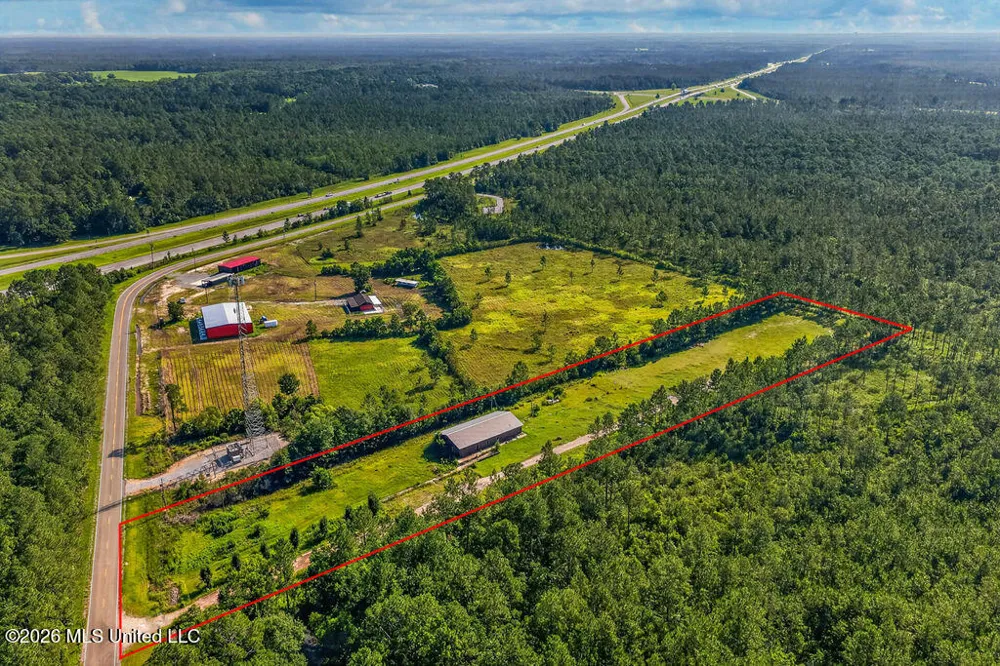 10540 Old Stage Road Moss Point, MS 39562