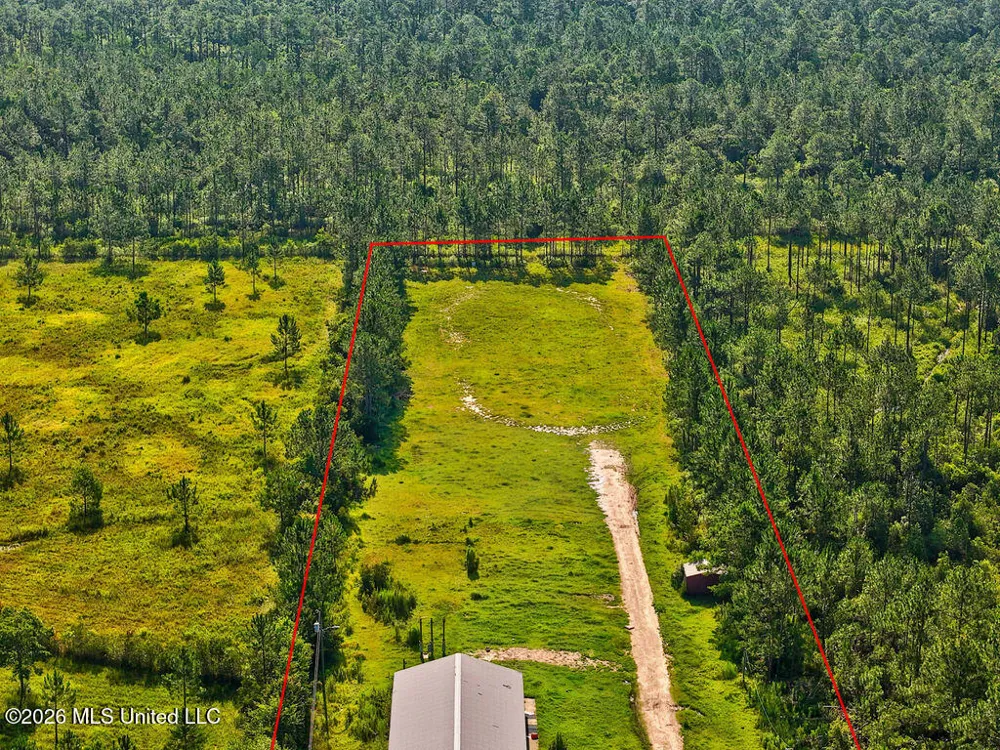 10540 Old Stage Road Moss Point, MS 39562