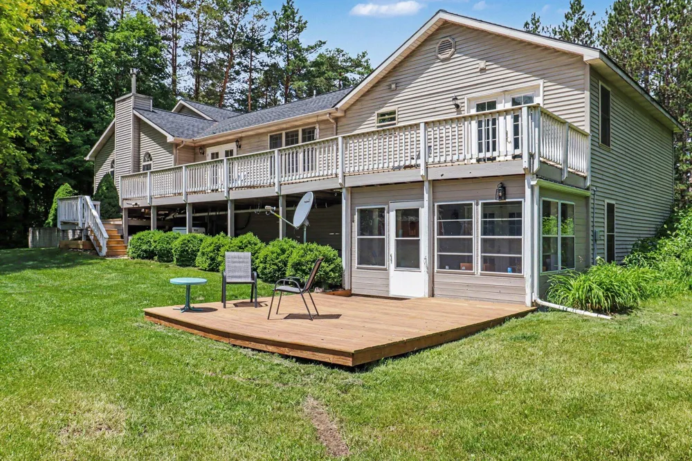 7245 River Road Evart, MI 49631